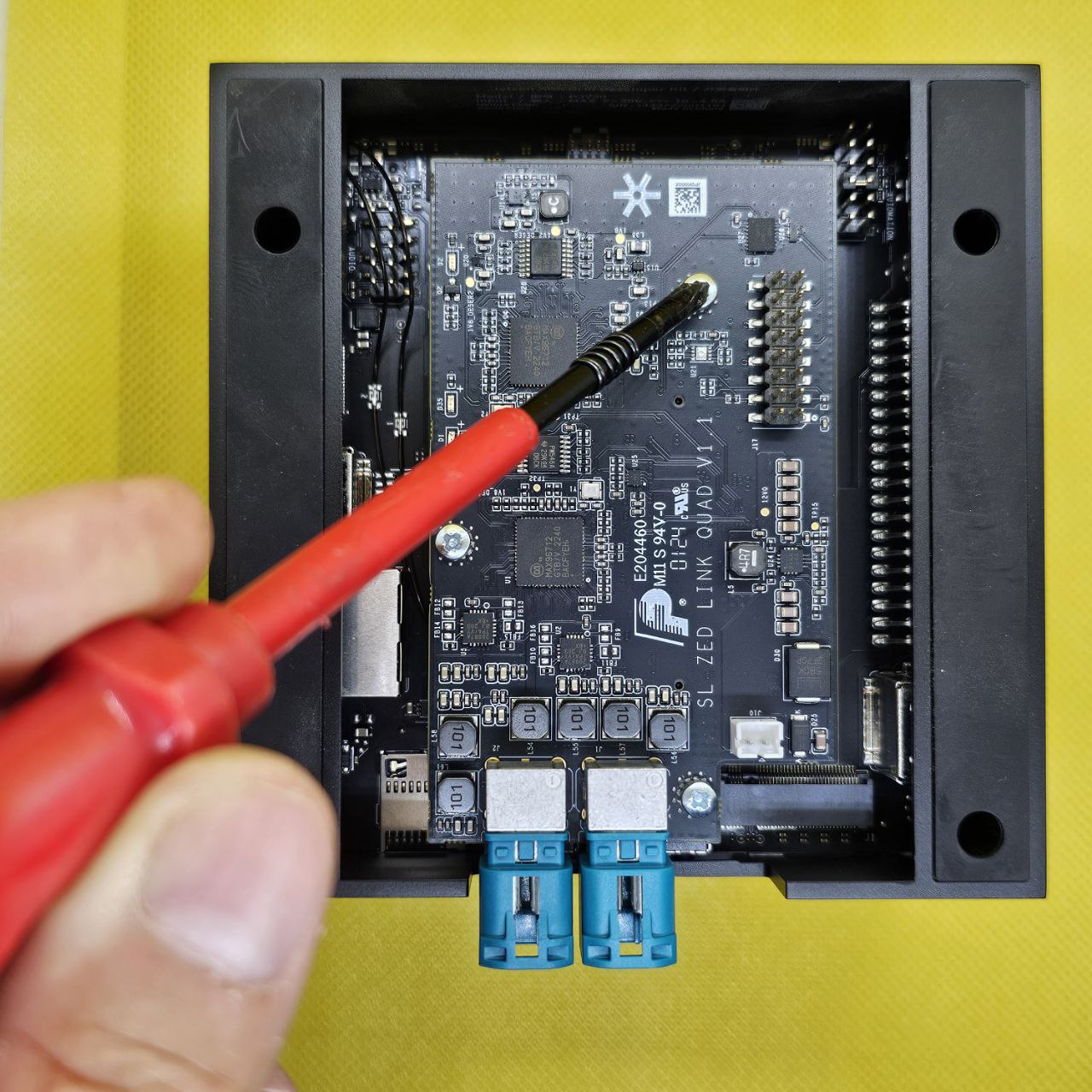 ZED Link Quad screws installation